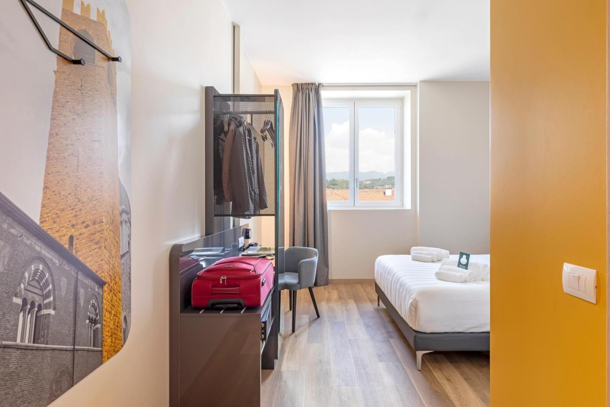 B&B Hotel Брешія Екстер'єр фото
