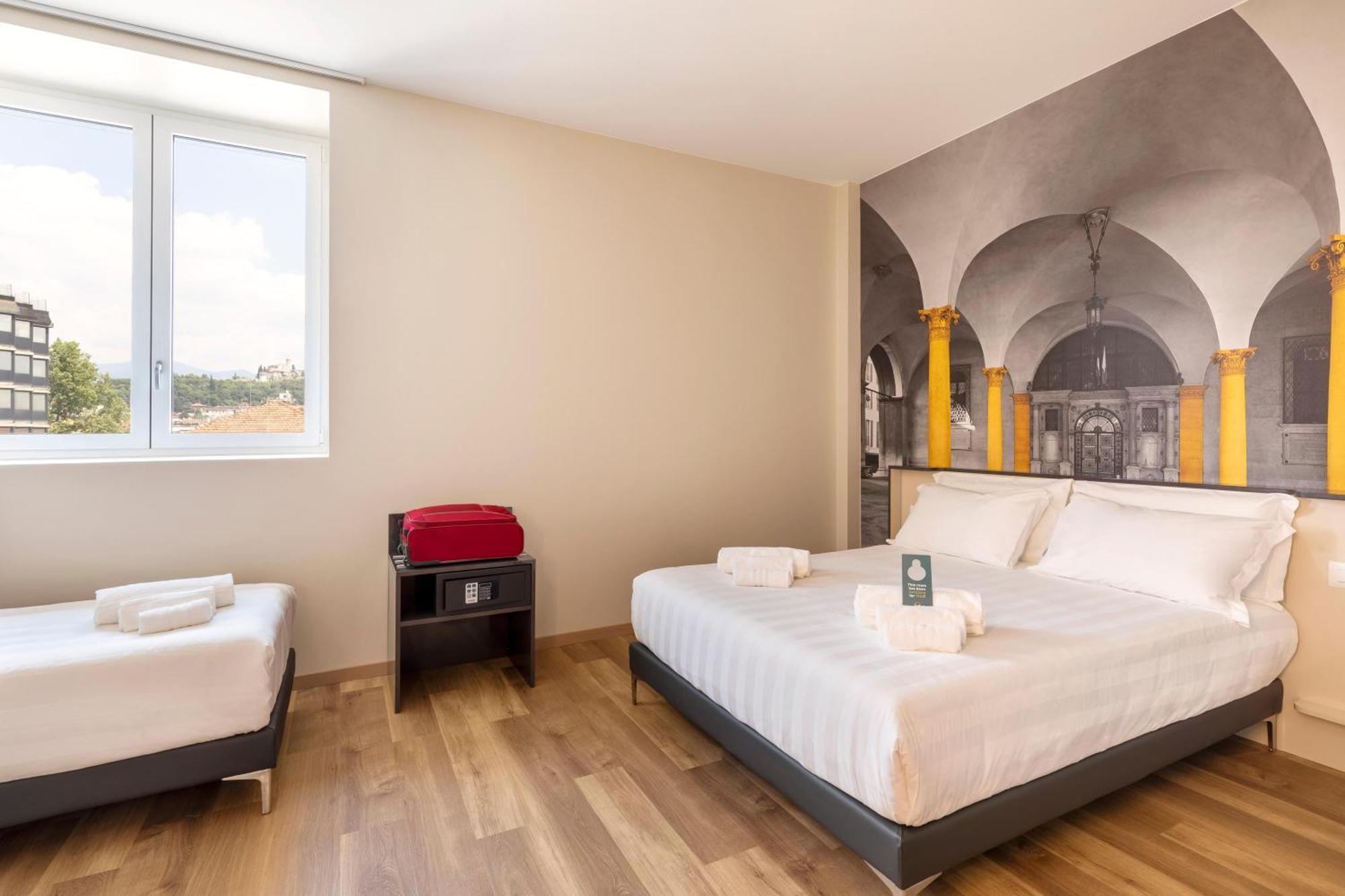 B&B Hotel Брешія Екстер'єр фото
