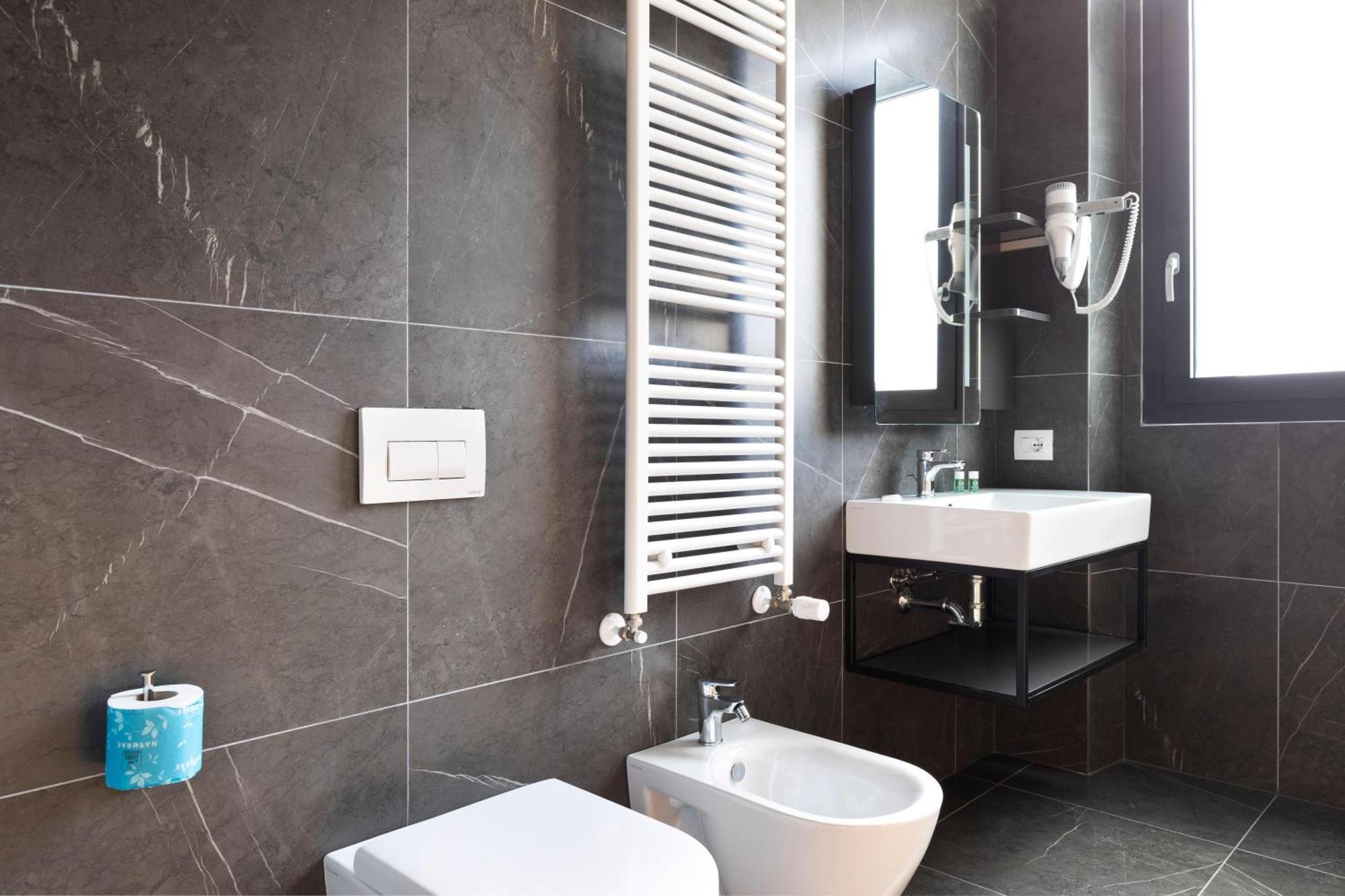 B&B Hotel Брешія Екстер'єр фото